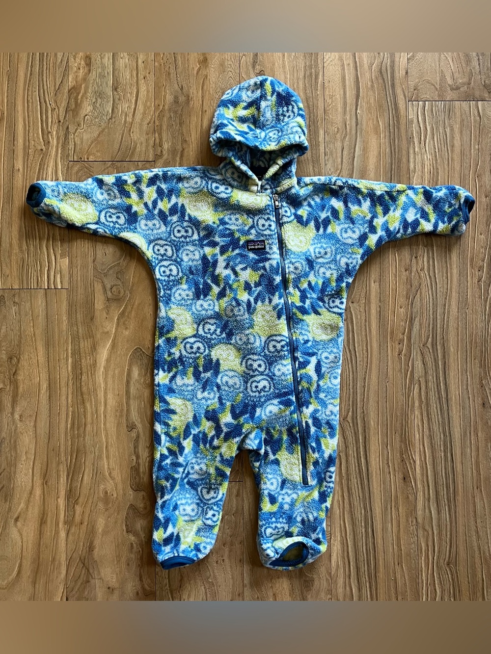 Vintage Patagonia owl patterned fleece bunting